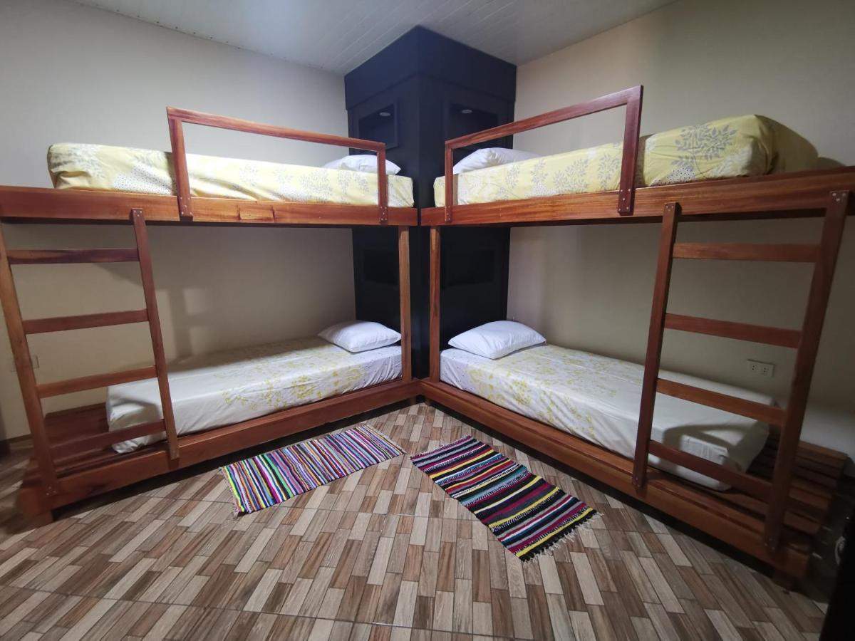 Casa Alamanda - Alojamiento, Bar&Coworking Ciudad del Este Zewnętrze zdjęcie